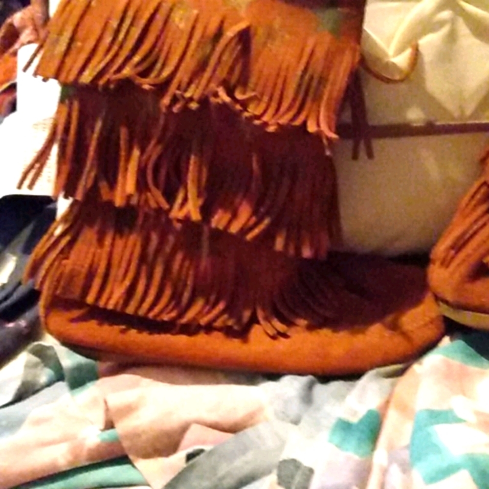 Kids minetonka moccasin